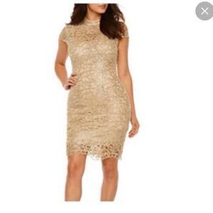 Premier Amour gold cocktail‎ dress short sleeve form fitting, size 8